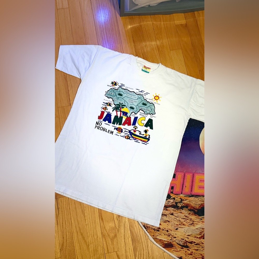Vintage Jamaica Graphic T-Shirt